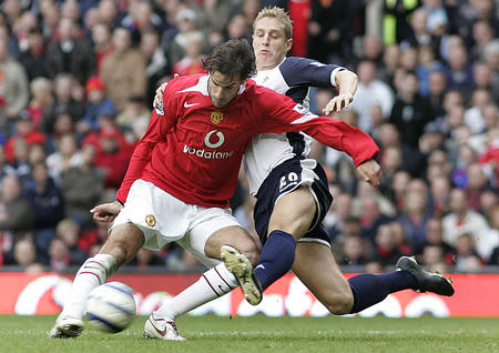 她的经历不 她的经历不